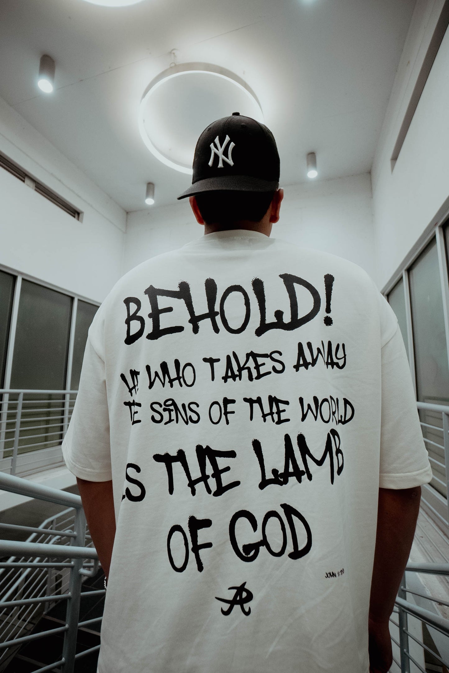 JOHN 1:29 BOXY TEE